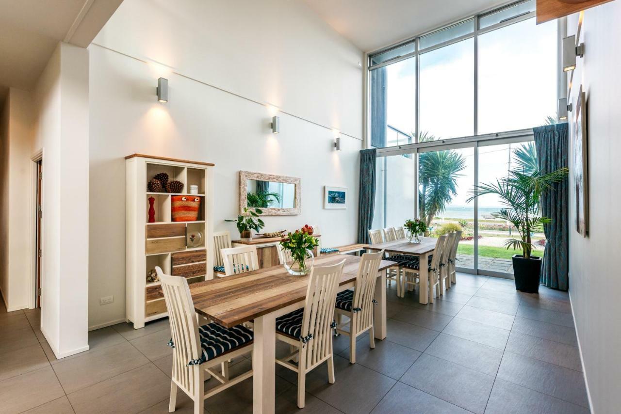 Waiheke Waterfront Lodge Oneroa Экстерьер фото